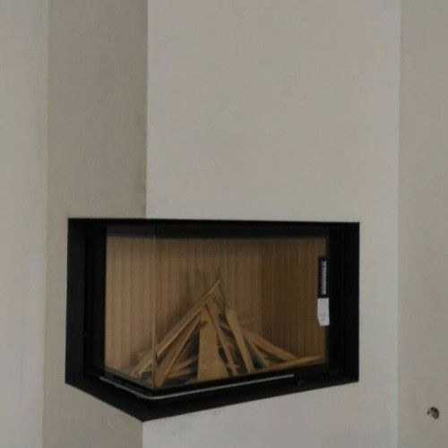 Пристенно-угловой камин Brunner с аккумуляционным контуром