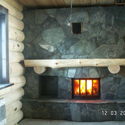 Камин пристенный