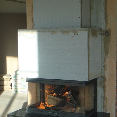 Камин пристенный