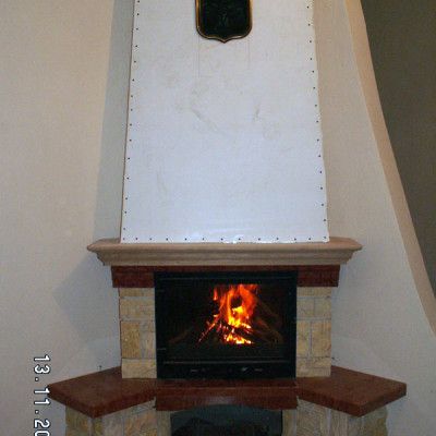 Камин угловой