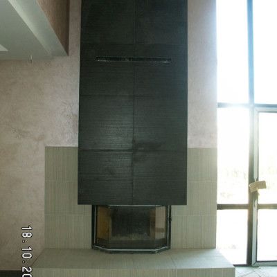 Камин пристенный