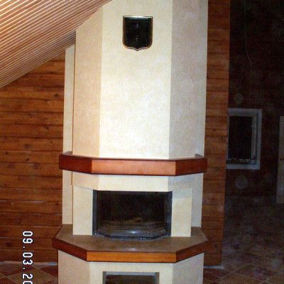 Камин пристенный